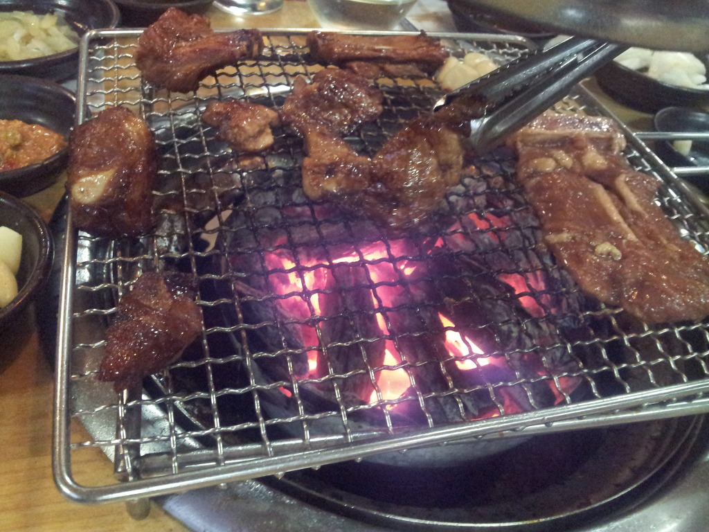 명동돼지한마리 이미지