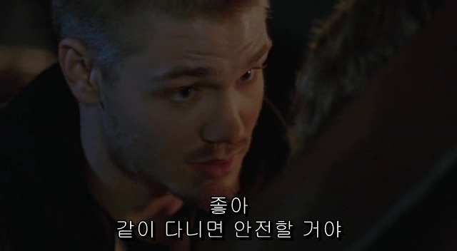 전 세계를 뒤흔든 공포! 공포영화 하면 떠오르는! 까진 아니었지만 꿀잼인【 하우스 오브 왁스】05 | 인스티즈