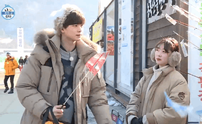 잘생긴 남자가 받는 눈빛 | 인스티즈
