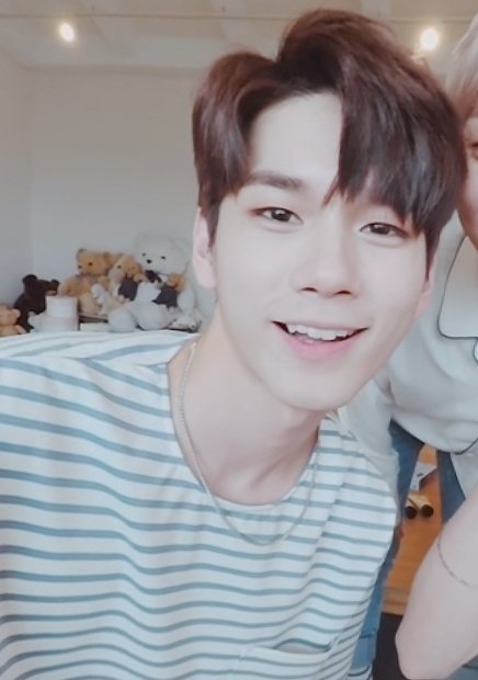 카페어젠 이미지