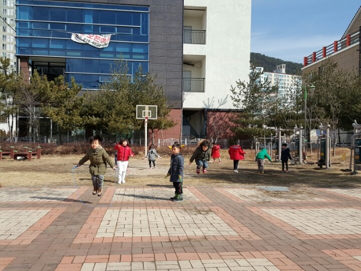 진동초등학교 이미지