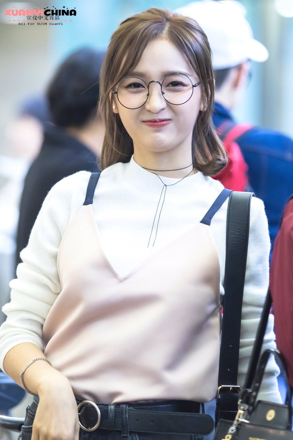 안희정 선의기념 우주소녀 선의 | 인스티즈