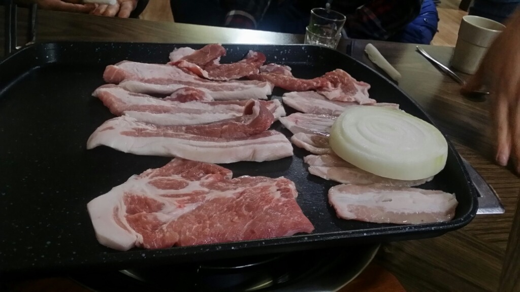 통돼지한마리 이미지