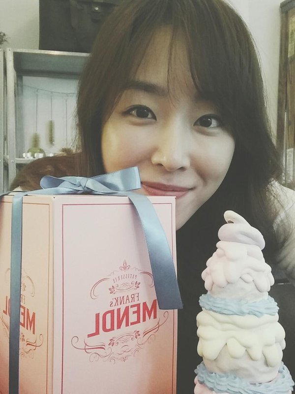 여자친구가 약속시간에 1시간이 늦었다면? | 인스티즈