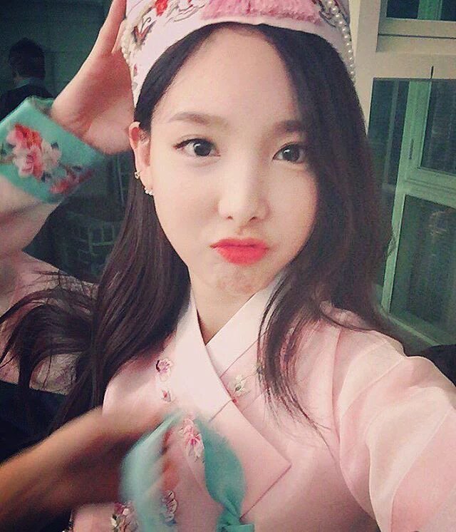 한복입은 트와이스 나연 | 인스티즈