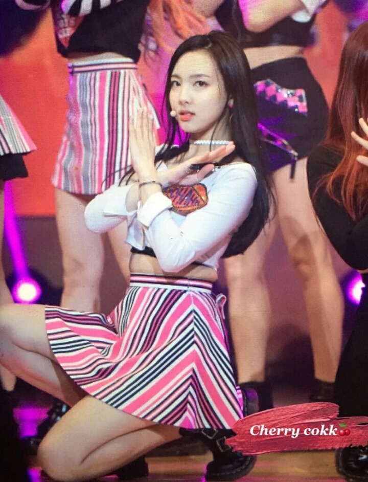 임나연 이미지
