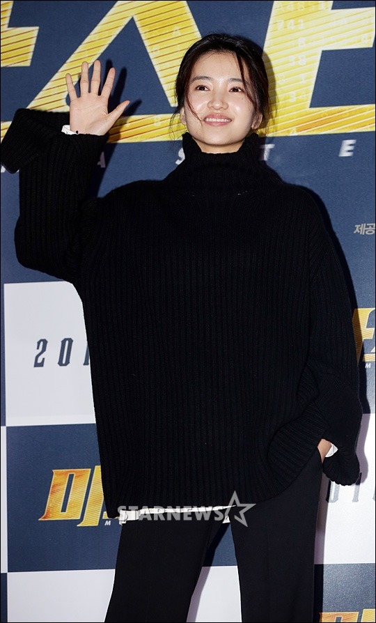 오늘자 김태리.jpg | 인스티즈