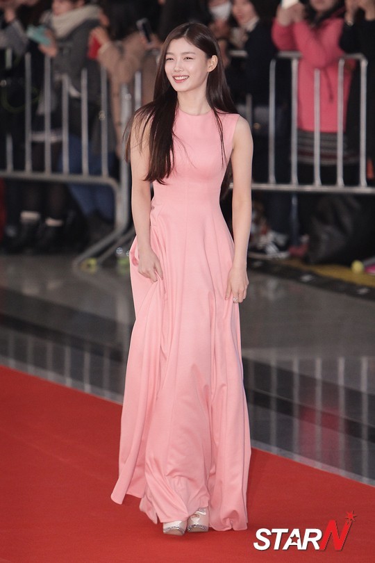 2015 SBS 연기대상 시상식 김유정.jpg | 인스티즈