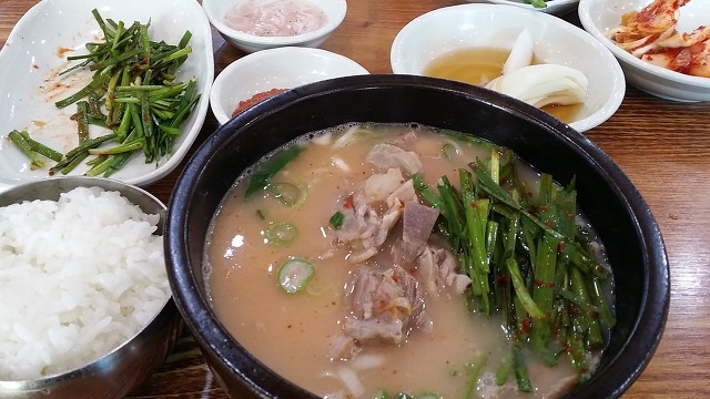 부산돼지국밥 이미지