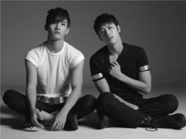 한 회사에 5년이상 머무른 아이돌들 | 인스티즈