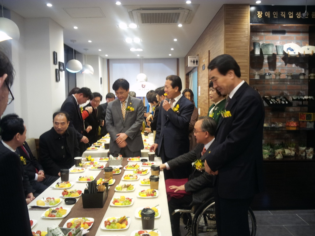 예그리나카페 이미지