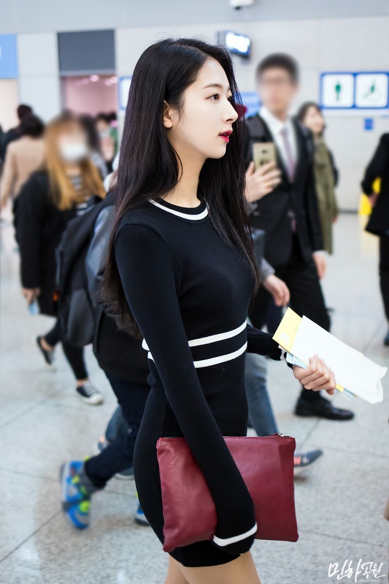 160318 나뮤 꽃단애 민하 인천공항 출국 (진짜 겁나게... 이쁘다...) | 인스티즈