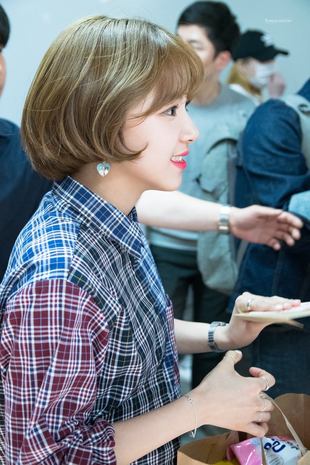 일본가서 머리붙이고 숙녀된 채영이 | 인스티즈