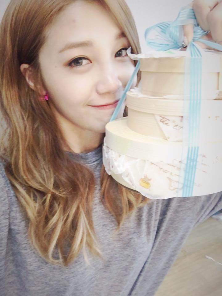 은지vs은지 어떤 은지가 젤 먼저 생각나나요?? | 인스티즈