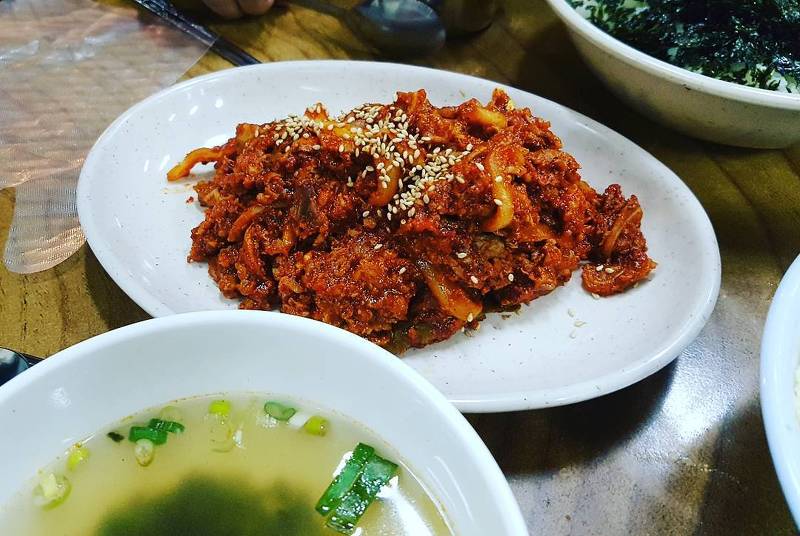 전국에 여러 체인점까지 가지고 있는 유명 닭발.jpg | 인스티즈