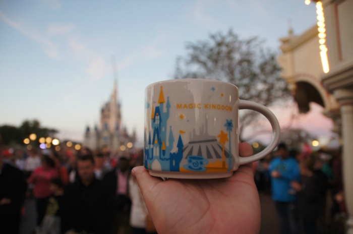 디즈니&스타벅스 좋아하시는분들? 디즈니파크 스타벅스로 여러분을 모십니다 | 인스티즈