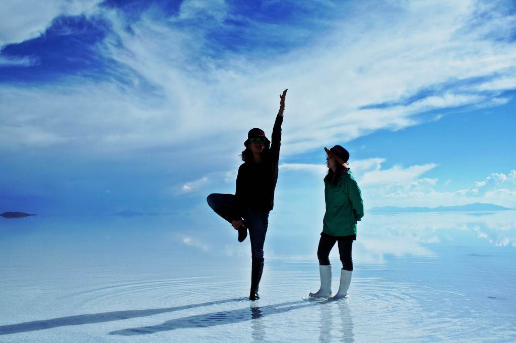 세상에서 가장 큰 거울, 볼리비아 우유니 소금사막 | 인스티즈