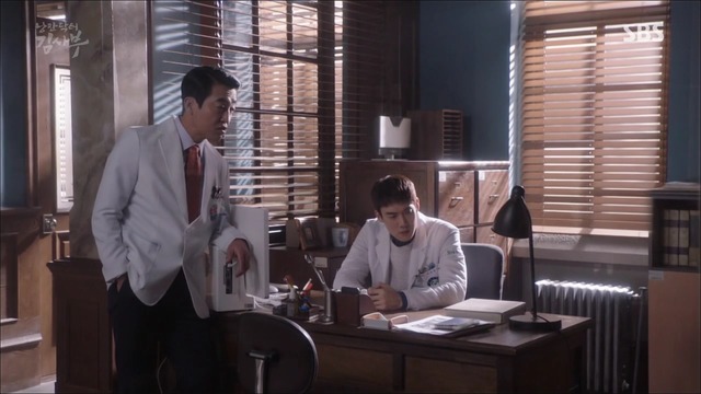 [낭만닥터김사부] 현실과 이상 사이에서 겪는 딜레마 : 박주혁 일병 사망진단서 사건.jpgif | 인스티즈