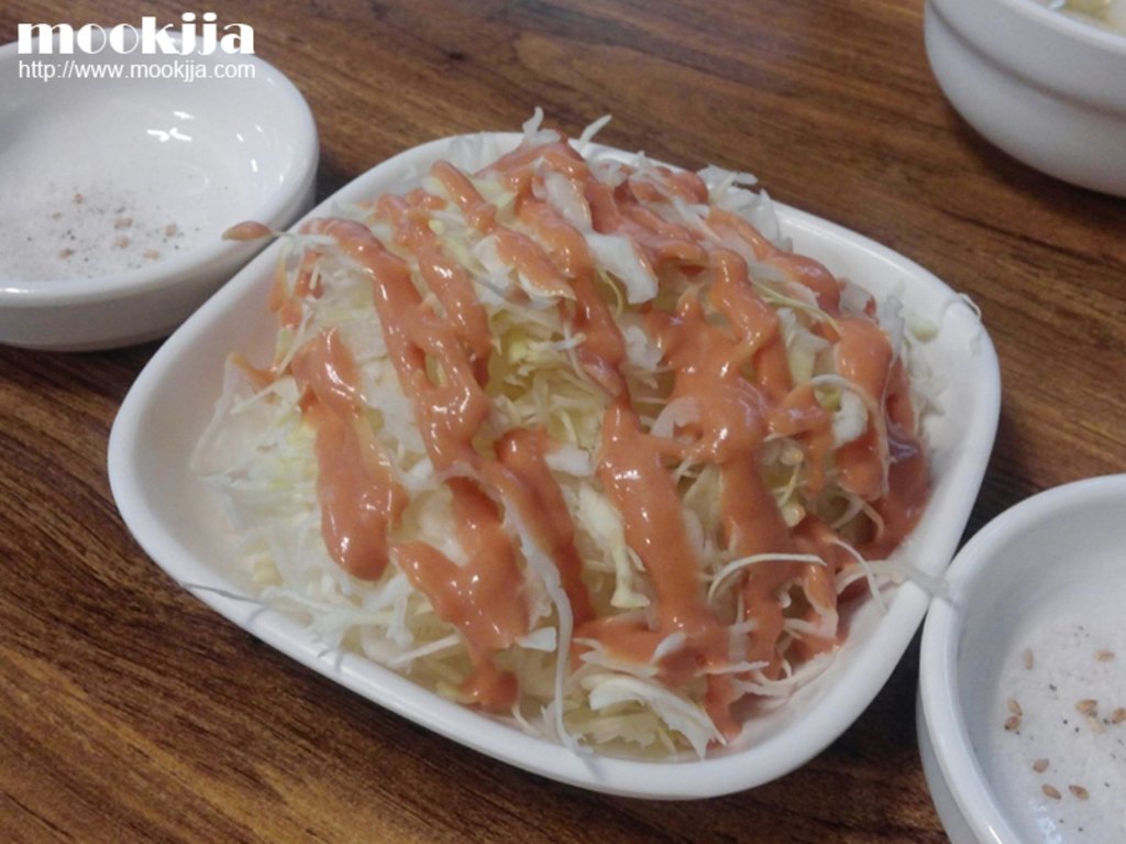 뉴숯불통닭 이미지