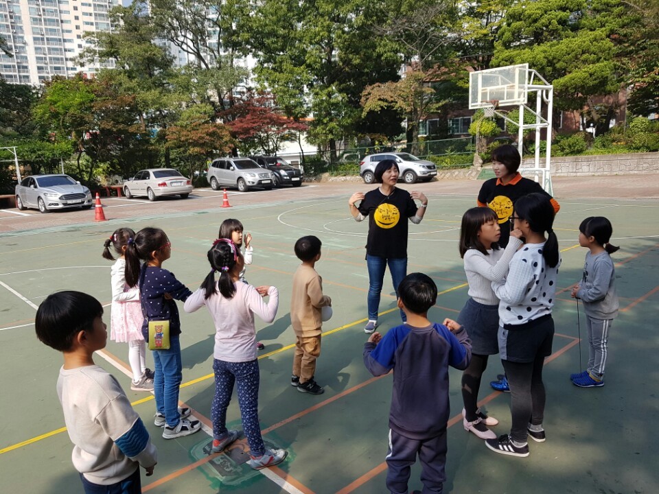 웃보 이미지
