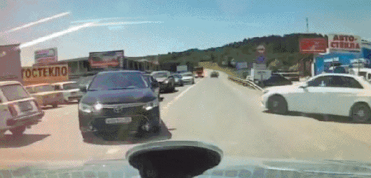 아찔한 블랙박스 .gif | 인스티즈