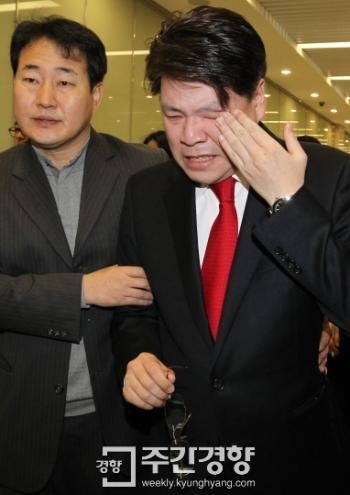 문재인 후보 지지율 좀 나눠 달라고 했던 장제원의 유승민 후보 단일화요구 페이스북 글 | 인스티즈