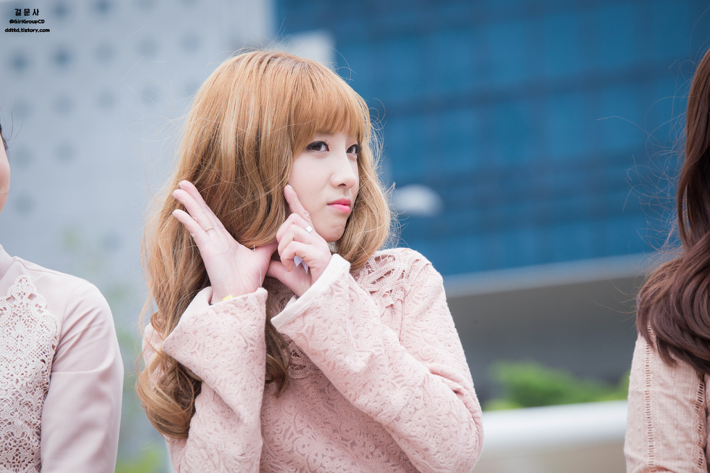러블리즈 지애.gif | 인스티즈
