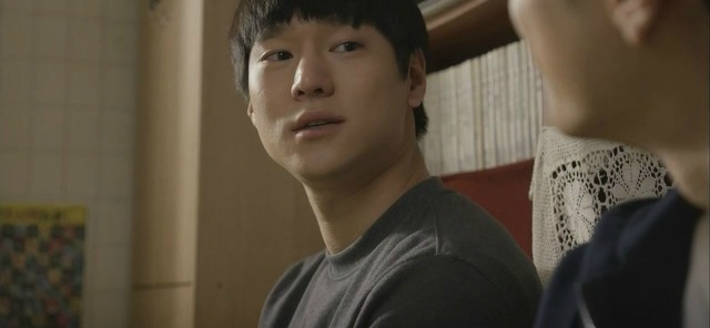 [응팔] 만우절이기에 가능했던 택이의 거짓말.jpg | 인스티즈