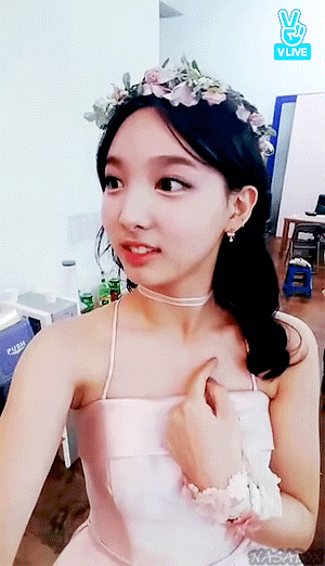 [트와이스] 팬심이 깊어질수록 괴롭히고 울리고 싶은 아이돌 | 인스티즈