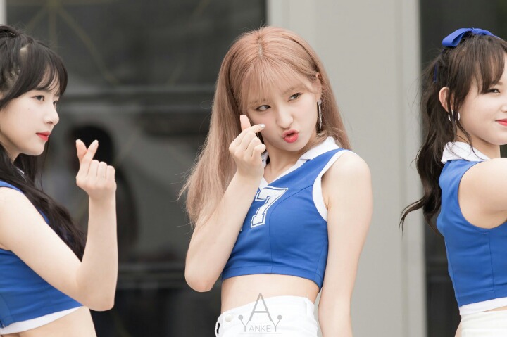 밖에서 새가 기분좋게 울어서 우주소녀 은서 | 인스티즈