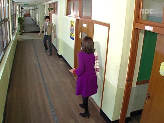 [거침없이하이킥] 혼자 오바육바 쩌는 서선생 ㅋㅋㅋㅋㅋㅋ.jpg | 인스티즈