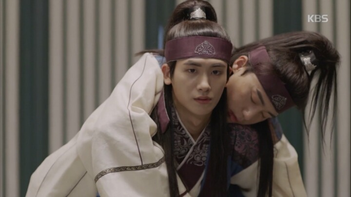 [화랑] 잘생긴 애들 5명 한 방에 넣어두면 생기는 일.jpg (feat.곱하기!) | 인스티즈