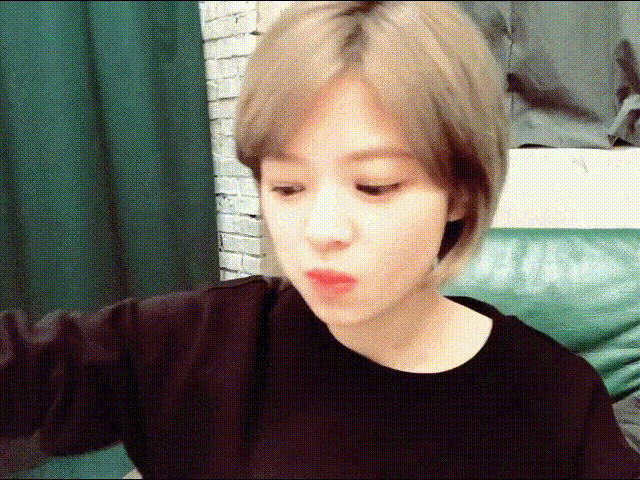 피자 먹어서 신난 트와이스 정연 | 인스티즈