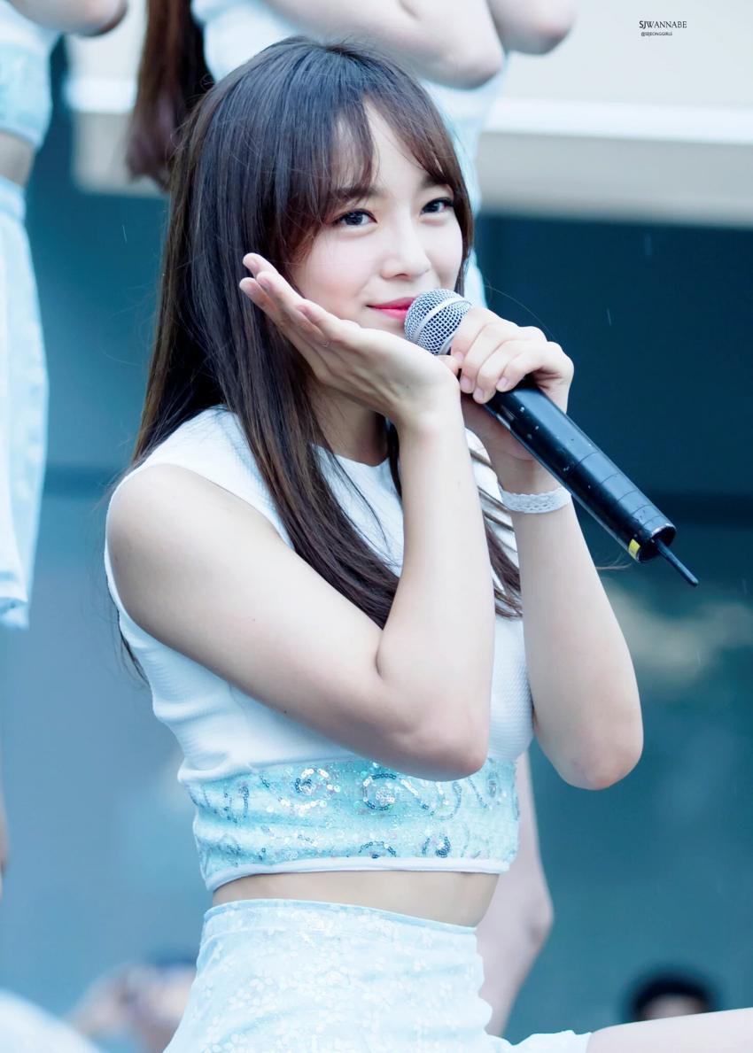 최근들어 살이 오른 김세정.gif | 인스티즈