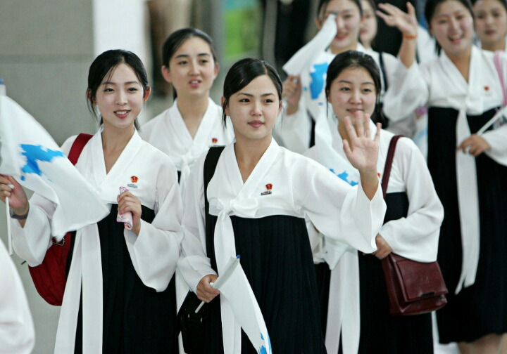 리설주 한국에 응원단으로 왔던 시절 .jpg | 인스티즈