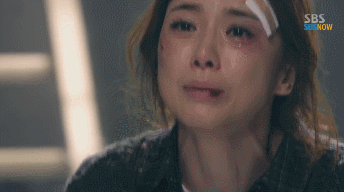 생방송 중에 오열하는 이보영.gif | 인스티즈