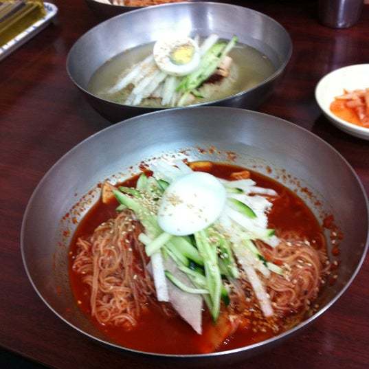 유명냉면 이미지