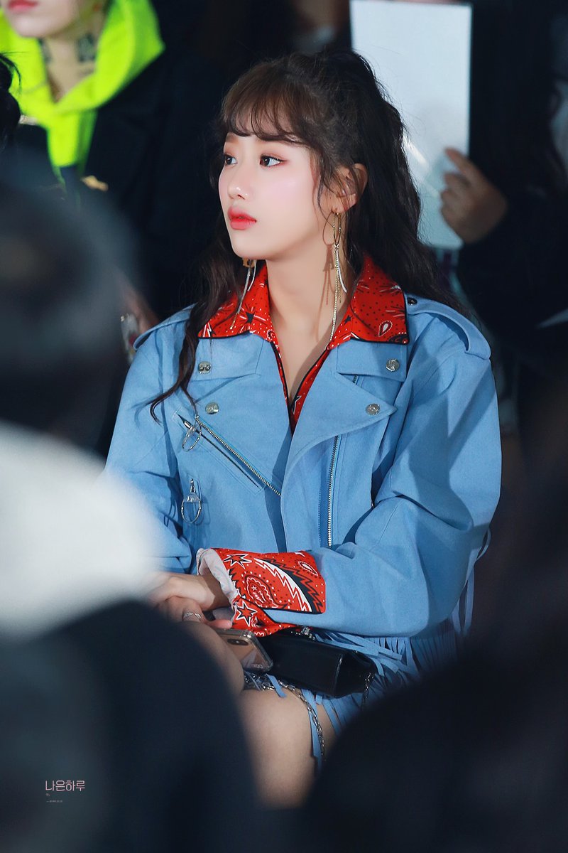 상큼하게 이쁜 에이프릴 이나은.jpgif | 인스티즈