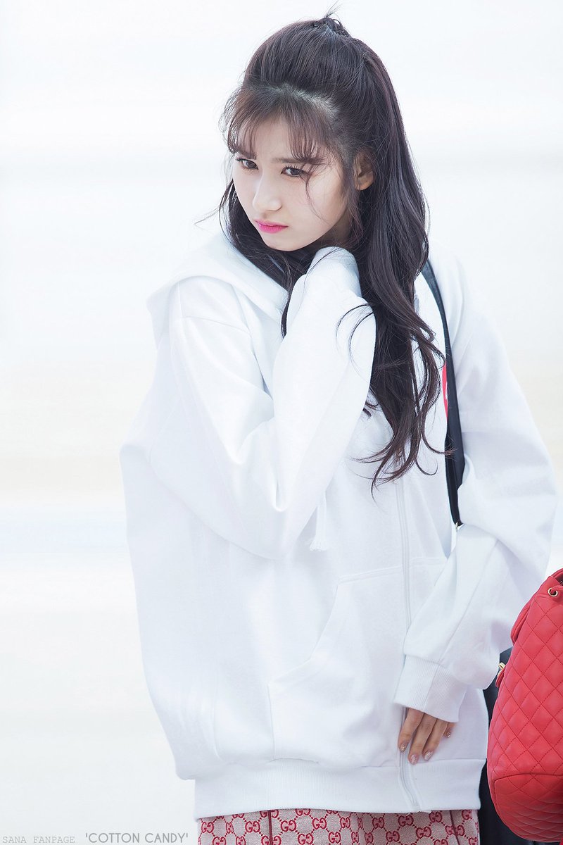 트와이스의 큐티갓 사나.jpg | 인스티즈