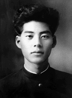 백석 시인의 삶을 영화화시 무조건 캐스팅 될듯한 배우 | 인스티즈
