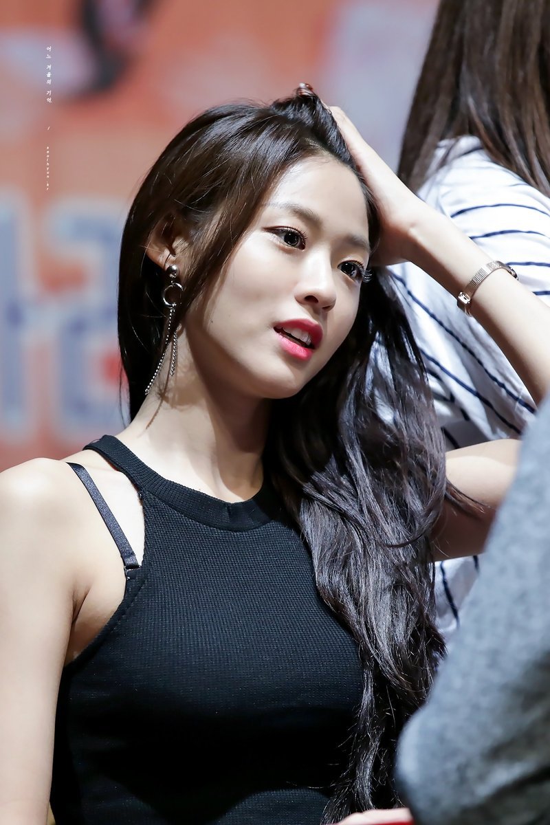18시즌 설현이 미모.jpgif (100장) | 인스티즈