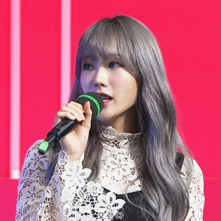 180601 OGN 클래시로얄 리포터 우주소녀 루다.gif | 인스티즈
