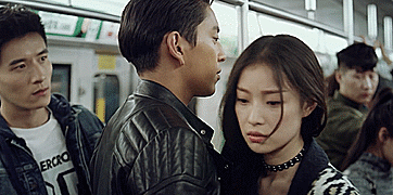 [28세미성년] 지하철에서 썸타다가 바로 깨짐.gif | 인스티즈