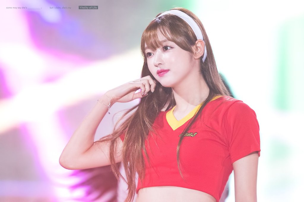 ​나날이 이뻐지는 오마이걸 유아.jpg(이쁨주의) | 인스티즈