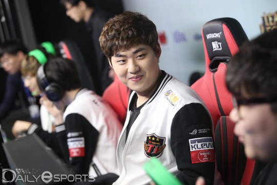 [LOL] 굿바이 SKT T1 레전드 뱅 울프... | 인스티즈