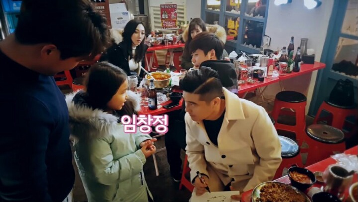 한 가수가 팬을 확인하는 방법.jpg | 인스티즈