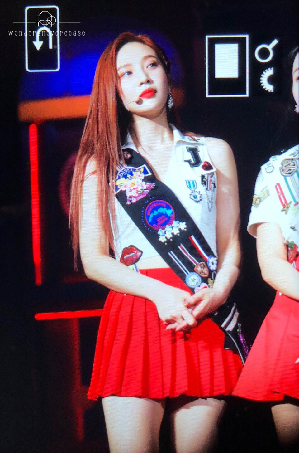 오늘자 레드벨벳 콘서트 큐티섹시 조이.jpg | 인스티즈