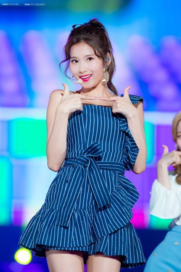 트와이스 시바견 미나토자키 사나 | 인스티즈