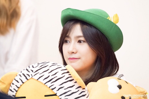 [에이핑크] 점심 먹고와서 하영이 | 인스티즈