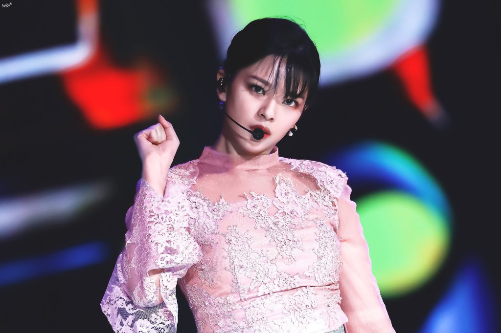 골든디스크 어워즈 트와이스 유정연.jpgif | 인스티즈